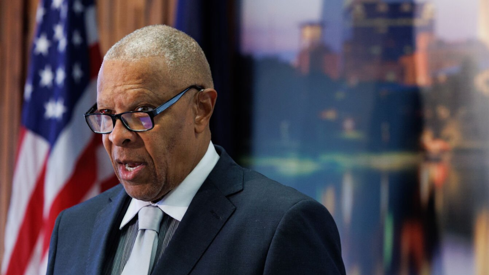 Police officer shortage, library staffing among priorities in Omaha Mayor John Ewing's first budget